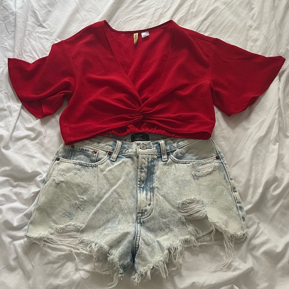 H&M red twist front crop top - never worn!